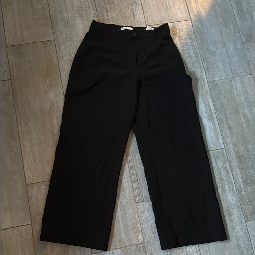 Bershka Black Wide-Leg Trousers